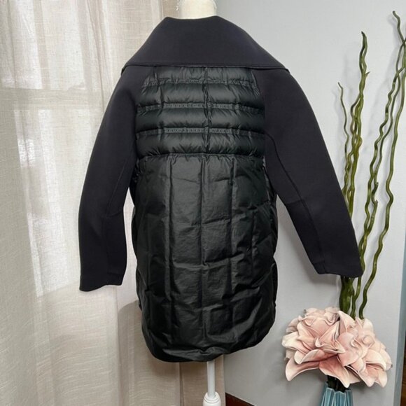 Nike Tech Aeroloft Cape Jacket Black Down Filled Puffer 806397 Women's Size XL - Picture 2 of 7